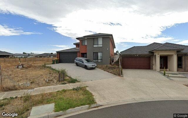 7 Playfields Place